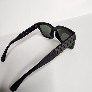 Gunmetal Temple Sunglasses